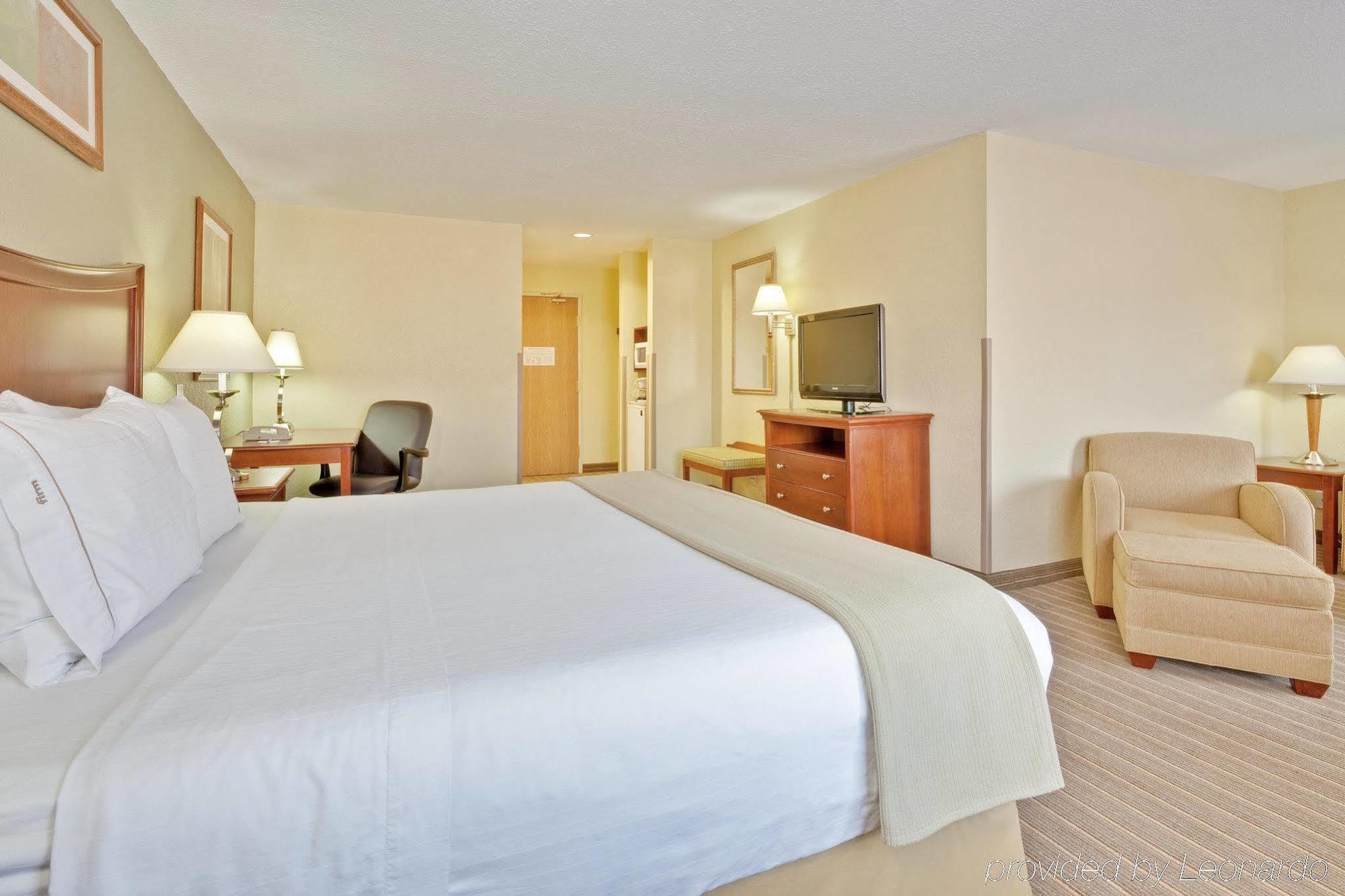 Holiday Inn Express Winfield - Teays Valley Hurricane Room photo
